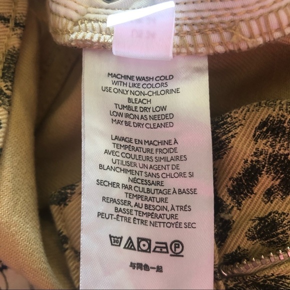 FREE PEOPLE WE THE FREE Printed Dogtown Cut-Off Shorts - Picture 10 of 10